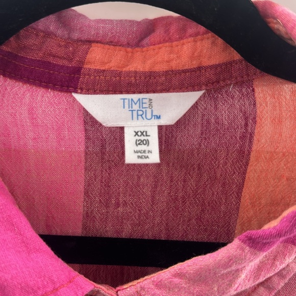 3For$20 Time and Tru Plaid Pink/Tan Sleeveless HalfButton Down Blouse size: XXL - Picture 2 of 6